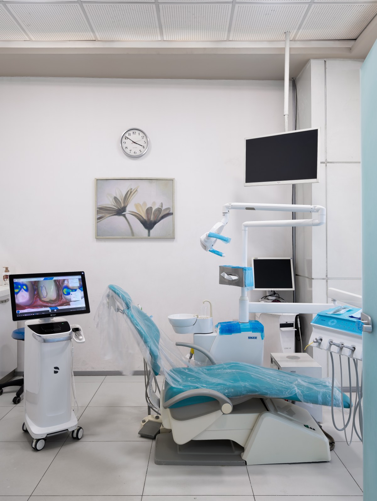 B&R Dental Polyclinics project photograph 4